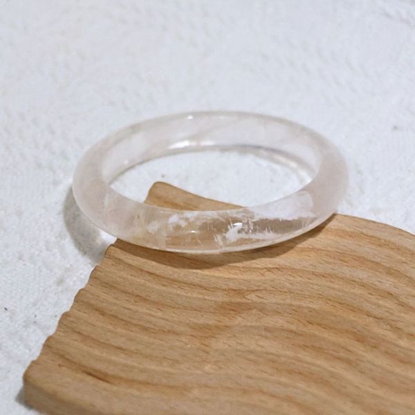 祈願之石│雪花幽靈手鐲│平安鐲-55.4mm 水晶手鐲,手鐲,玉手鐲,水晶手鐲如何保養,紫水晶手鐲,粉晶手鐲,櫻花瑪瑙鐲,雕刻鐲,佘太翠,藍磷灰,黑曜石,手鐲款式,手鐲尺寸,手鐲鐲型,天然水晶手鐲,水晶手鐲功效