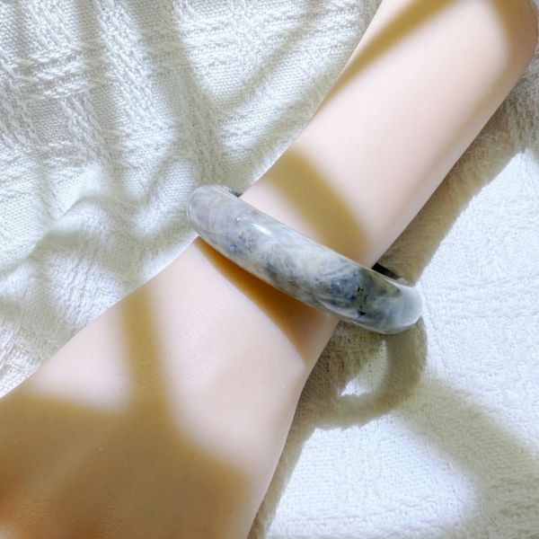 提高覺察│拉長石手鐲│平安鐲-58.3mm 水晶手鐲,開運手鐲,招財手鐲,招財水晶手鐲推薦,粉水晶手鐲,紫水晶手鐲,黃水晶手鐲,黑曜石手鐲,女生適合戴的水晶手鐲,2025年最旺水晶手鐲,水晶手鏈,水晶飾品,水晶手鐲佩戴禁忌