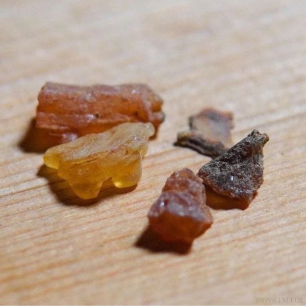 【療癒綠洲AMIN】沒藥香脂粒 水晶,礦石,晶礦,水晶手鐲,手鐲,水晶手串,手串,脈輪,磁場,療癒,淨化,紫水晶,粉晶,櫻花瑪瑙,草莓晶