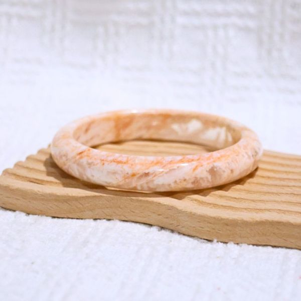 祈願之石│雪花幽靈手鐲│平安鐲-61.2mm 水晶手鐲,手鐲,玉手鐲,水晶手鐲如何保養,紫水晶手鐲,粉晶手鐲,櫻花瑪瑙鐲,雕刻鐲,佘太翠,藍磷灰,黑曜石,手鐲款式,手鐲尺寸,手鐲鐲型,天然水晶手鐲,水晶手鐲功效