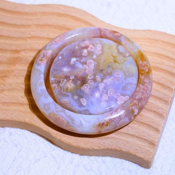 友愛與希望│櫻花瑪瑙手鐲│平安套鐲-52.5mm 水晶手鐲,手鐲,玉手鐲,水晶手鐲如何保養,紫水晶手鐲,粉晶手鐲,櫻花瑪瑙鐲,雕刻鐲,佘太翠,藍磷灰,黑曜石,手鐲款式,手鐲尺寸,手鐲鐲型,天然水晶手鐲,水晶手鐲功效