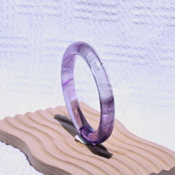 智慧之石│紫水晶│圓骨鐲-53.3mm 紫水晶手鐲,紫水晶手環,天然紫水晶,水晶手鐲,能量手鐲,智慧之石,療癒水晶,靜心飾品,原礦水晶,歐洛菈,水晶能量