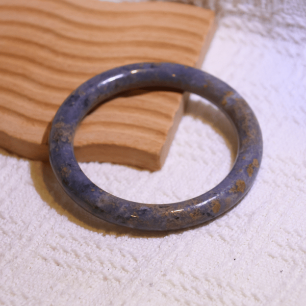 繁星銀河│星空瑪瑙手鐲│圓條鐲-57.6mm 水晶手鐲,手鐲,玉手鐲,水晶手鐲如何保養,紫水晶手鐲,粉晶手鐲,櫻花瑪瑙鐲,雕刻鐲,佘太翠,藍磷灰,黑曜石,手鐲款式,手鐲尺寸,手鐲鐲型,天然水晶手鐲,水晶手鐲功效