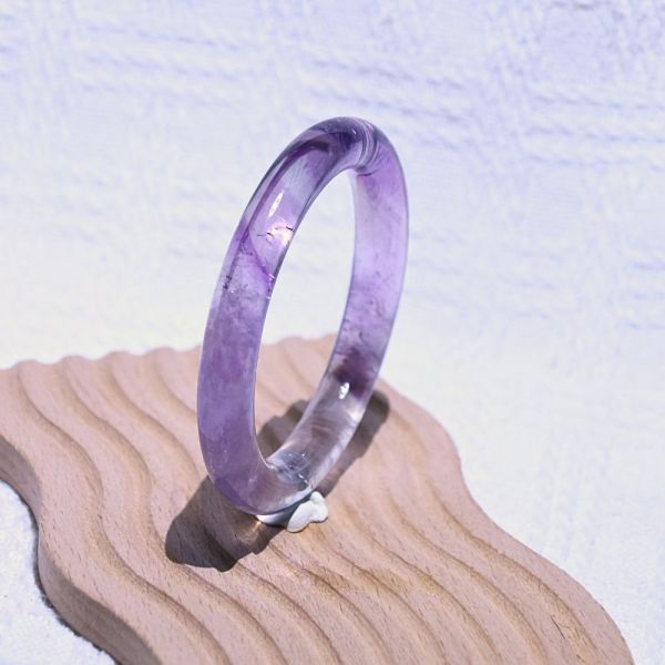 智慧之石│紫水晶│圓骨鐲-53.3mm 紫水晶手鐲,紫水晶手環,天然紫水晶,水晶手鐲,能量手鐲,智慧之石,療癒水晶,靜心飾品,原礦水晶,歐洛菈,水晶能量