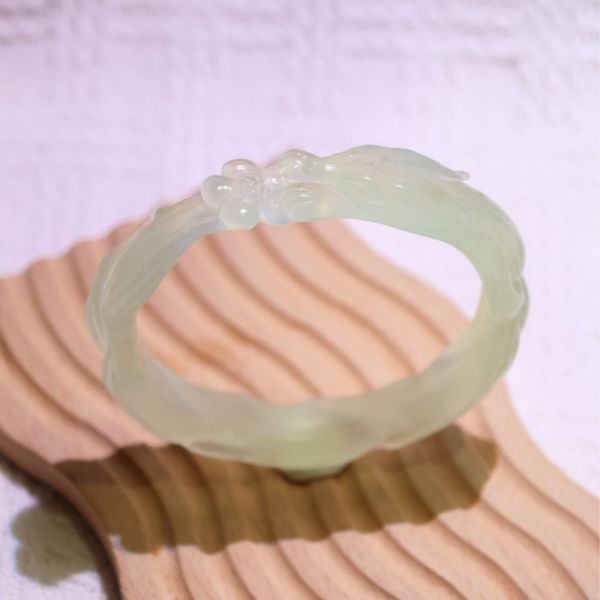 人緣狐仙│岫玉│狐狸鐲-60mm 雕刻鐲,水晶手鐲,能量手鐲,雕刻水晶,手工雕刻,天然晶礦,能量飾品,療癒手環,雕花水晶鐲,原礦雕刻,水晶雕刻鐲
