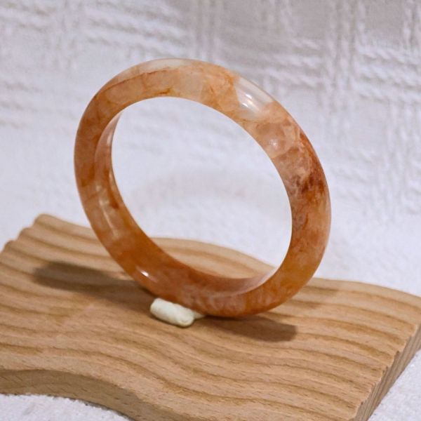 祈願之石│雪花幽靈手鐲│平安鐲-61.6mm 水晶手鐲,手鐲,玉手鐲,水晶手鐲如何保養,紫水晶手鐲,粉晶手鐲,櫻花瑪瑙鐲,雕刻鐲,佘太翠,藍磷灰,黑曜石,手鐲款式,手鐲尺寸,手鐲鐲型,天然水晶手鐲,水晶手鐲功效