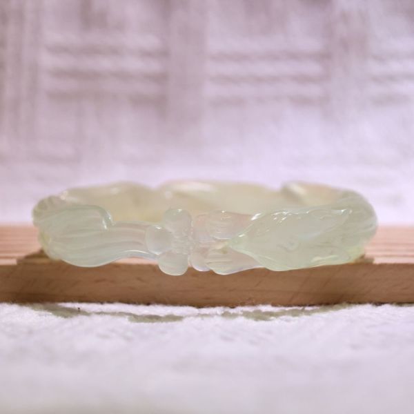 人緣狐仙│岫玉│狐狸鐲-60mm 雕刻鐲,水晶手鐲,能量手鐲,雕刻水晶,手工雕刻,天然晶礦,能量飾品,療癒手環,雕花水晶鐲,原礦雕刻,水晶雕刻鐲