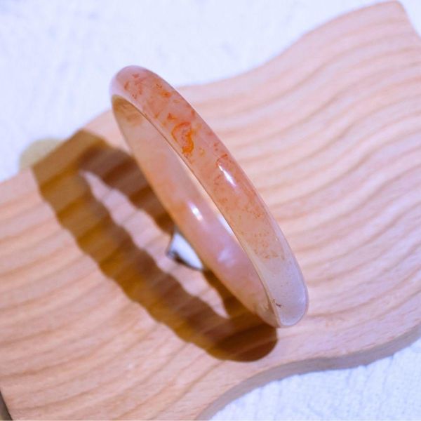 友愛與希望│龍紋瑪瑙手鐲│圓骨套鐲-53mm 水晶手鐲,手鐲,玉手鐲,水晶手鐲如何保養,紫水晶手鐲,粉晶手鐲,櫻花瑪瑙鐲,雕刻鐲,佘太翠,藍磷灰,黑曜石,手鐲款式,手鐲尺寸,手鐲鐲型,天然水晶手鐲,水晶手鐲功效