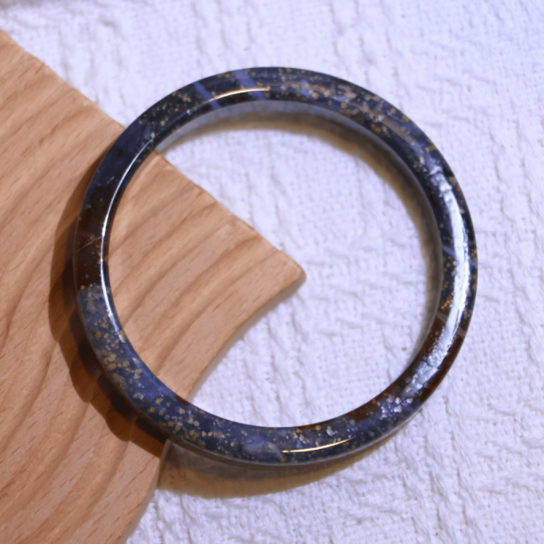 繁星銀河│星空瑪瑙手鐲│方鐲-56.5mm 水晶手鐲,手鐲,玉手鐲,水晶手鐲如何保養,紫水晶手鐲,粉晶手鐲,櫻花瑪瑙鐲,雕刻鐲,佘太翠,藍磷灰,黑曜石,手鐲款式,手鐲尺寸,手鐲鐲型,天然水晶手鐲,水晶手鐲功效