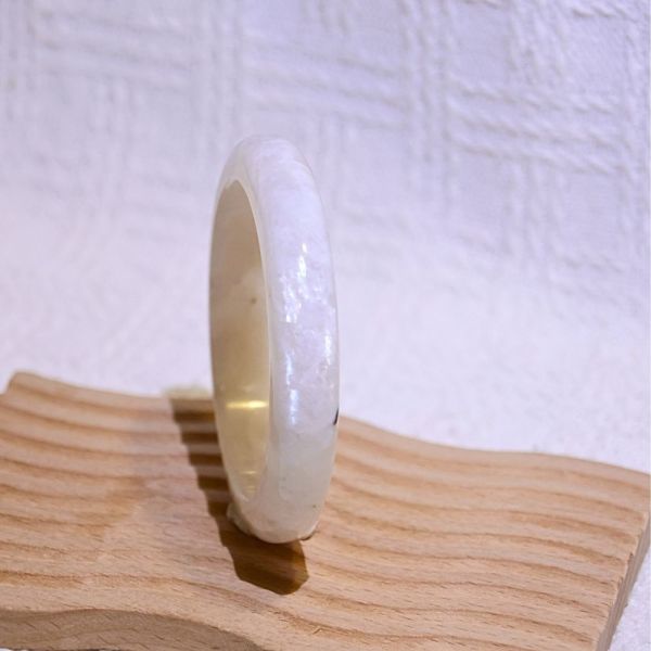 消除惡夢│日月同輝手鐲│平安鐲-55.8mm 水晶手鐲,手鐲,玉手鐲,水晶手鐲如何保養,紫水晶手鐲,粉晶手鐲,櫻花瑪瑙鐲,雕刻鐲,佘太翠,藍磷灰,黑曜石,手鐲款式,手鐲尺寸,手鐲鐲型,天然水晶手鐲,水晶手鐲功效