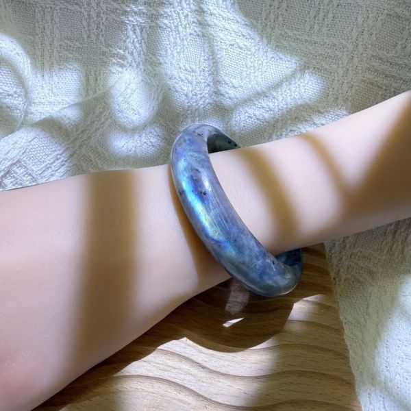 提高覺察│拉長石手鐲│平安鐲-58.3mm 水晶手鐲,開運手鐲,招財手鐲,招財水晶手鐲推薦,粉水晶手鐲,紫水晶手鐲,黃水晶手鐲,黑曜石手鐲,女生適合戴的水晶手鐲,2025年最旺水晶手鐲,水晶手鏈,水晶飾品,水晶手鐲佩戴禁忌