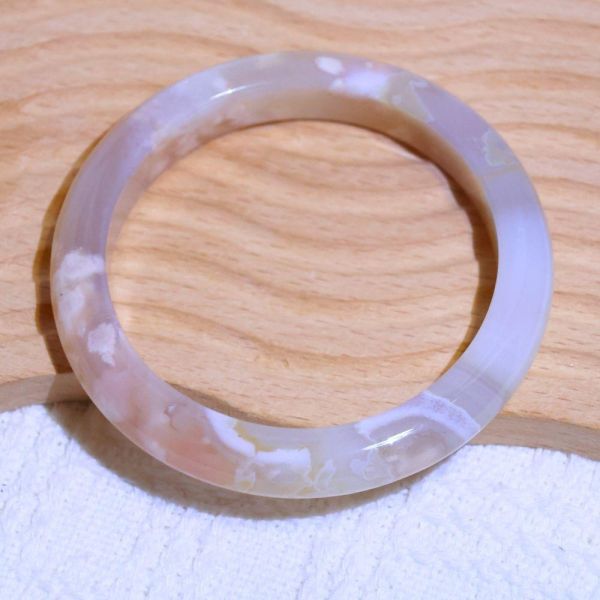 友愛與希望│櫻花瑪瑙手鐲│平安鐲-54.6mm 水晶手鐲,手鐲,玉手鐲,水晶手鐲如何保養,紫水晶手鐲,粉晶手鐲,櫻花瑪瑙鐲,雕刻鐲,佘太翠,藍磷灰,黑曜石,手鐲款式,手鐲尺寸,手鐲鐲型,天然水晶手鐲,水晶手鐲功效