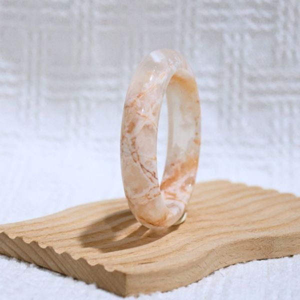 祈願之石│雪花幽靈手鐲│平安鐲-52mm 水晶手鐲,手鐲,玉手鐲,水晶手鐲如何保養,紫水晶手鐲,粉晶手鐲,櫻花瑪瑙鐲,雕刻鐲,佘太翠,藍磷灰,黑曜石,手鐲款式,手鐲尺寸,手鐲鐲型,天然水晶手鐲,水晶手鐲功效