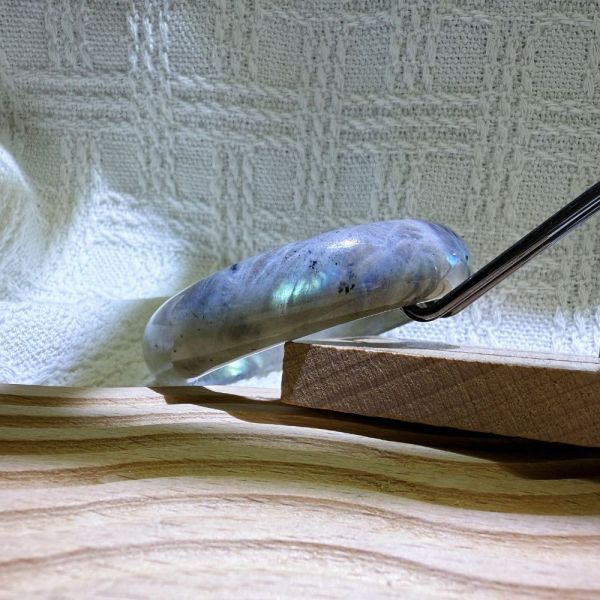 提高覺察│拉長石手鐲│平安鐲-52.4mm 水晶手鐲,開運手鐲,招財手鐲,招財水晶手鐲推薦,粉水晶手鐲,紫水晶手鐲,黃水晶手鐲,黑曜石手鐲,女生適合戴的水晶手鐲,2025年最旺水晶手鐲,水晶手鏈,水晶飾品,水晶手鐲佩戴禁忌
