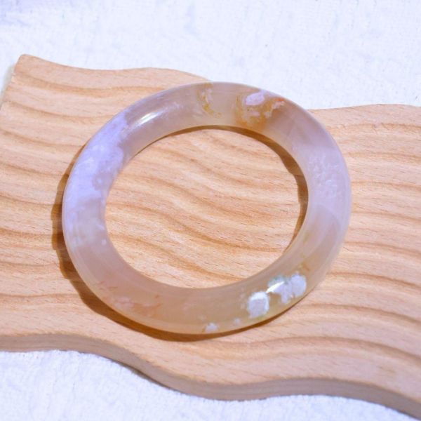 友愛與希望│櫻花瑪瑙手鐲│圓骨鐲-50.6mm 水晶手鐲,手鐲,玉手鐲,水晶手鐲如何保養,紫水晶手鐲,粉晶手鐲,櫻花瑪瑙鐲,雕刻鐲,佘太翠,藍磷灰,黑曜石,手鐲款式,手鐲尺寸,手鐲鐲型,天然水晶手鐲,水晶手鐲功效