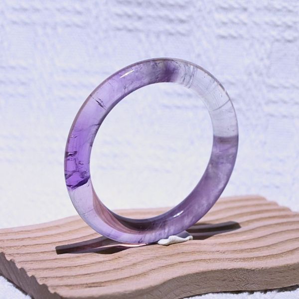 智慧之石│紫水晶│圓骨鐲-57.4m 紫水晶手鐲,紫水晶手環,天然紫水晶,水晶手鐲,能量手鐲,智慧之石,療癒水晶,靜心飾品,原礦水晶,歐洛菈,水晶能量