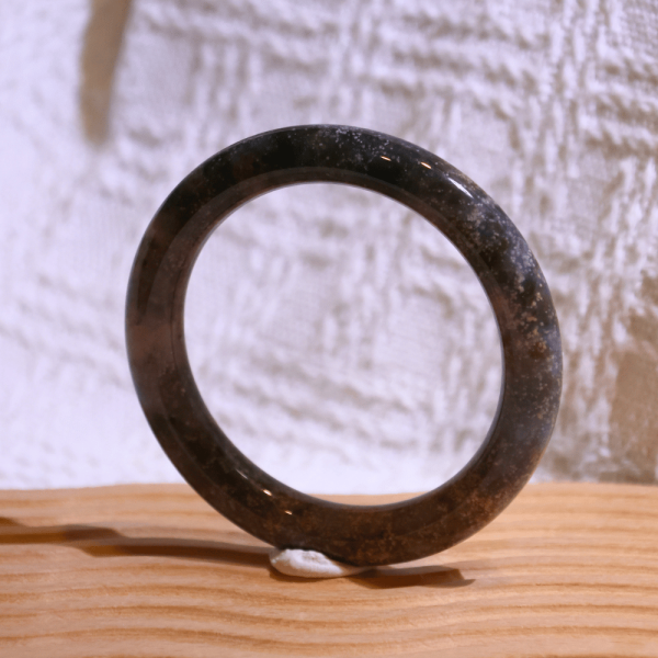 繁星銀河│星空瑪瑙手鐲│圓條鐲-53.3mm 水晶手鐲,手鐲,玉手鐲,水晶手鐲如何保養,紫水晶手鐲,粉晶手鐲,櫻花瑪瑙鐲,雕刻鐲,佘太翠,藍磷灰,黑曜石,手鐲款式,手鐲尺寸,手鐲鐲型,天然水晶手鐲,水晶手鐲功效