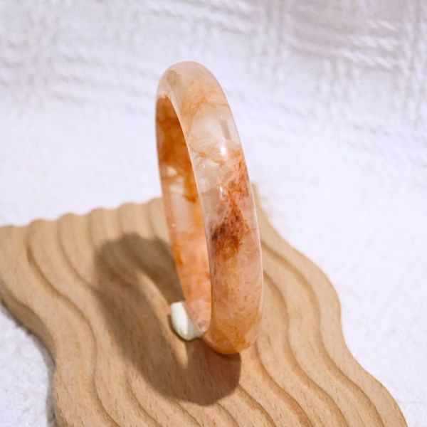 祈願之石│雪花幽靈手鐲│平安鐲-61.6mm 水晶手鐲,手鐲,玉手鐲,水晶手鐲如何保養,紫水晶手鐲,粉晶手鐲,櫻花瑪瑙鐲,雕刻鐲,佘太翠,藍磷灰,黑曜石,手鐲款式,手鐲尺寸,手鐲鐲型,天然水晶手鐲,水晶手鐲功效