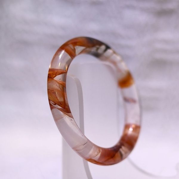 開運招財│紅膠花手鐲│圓骨鐲-50.2mm 水晶手鐲,手鐲,玉手鐲,水晶手鐲如何保養,紫水晶手鐲,粉晶手鐲,櫻花瑪瑙鐲,雕刻鐲,佘太翠,藍磷灰,黑曜石,手鐲款式,手鐲尺寸,手鐲鐲型,天然水晶手鐲,水晶手鐲功效