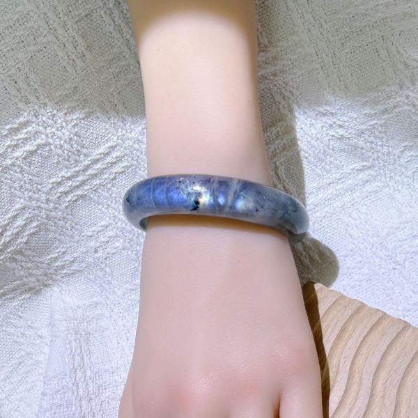 提高覺察│拉長石手鐲│平安鐲-58.4mm 水晶手鐲,開運手鐲,招財手鐲,招財水晶手鐲推薦,粉水晶手鐲,紫水晶手鐲,黃水晶手鐲,黑曜石手鐲,女生適合戴的水晶手鐲,2025年最旺水晶手鐲,水晶手鏈,水晶飾品,水晶手鐲佩戴禁忌