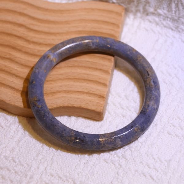 繁星銀河│星空瑪瑙手鐲│圓條鐲-57.6mm 水晶手鐲,手鐲,玉手鐲,水晶手鐲如何保養,紫水晶手鐲,粉晶手鐲,櫻花瑪瑙鐲,雕刻鐲,佘太翠,藍磷灰,黑曜石,手鐲款式,手鐲尺寸,手鐲鐲型,天然水晶手鐲,水晶手鐲功效