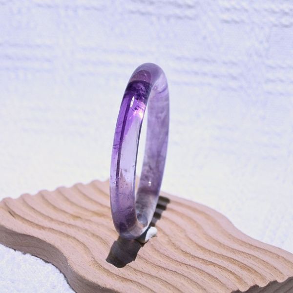 智慧之石│紫水晶│圓骨鐲-53.3mm 紫水晶手鐲,紫水晶手環,天然紫水晶,水晶手鐲,能量手鐲,智慧之石,療癒水晶,靜心飾品,原礦水晶,歐洛菈,水晶能量