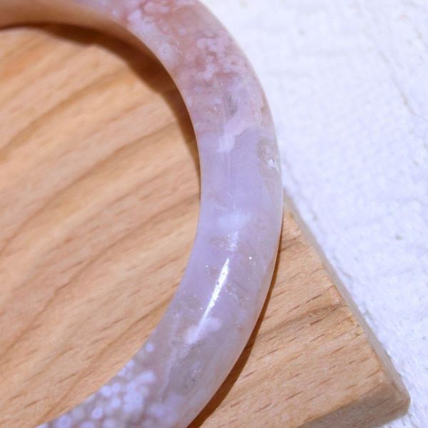 友愛與希望│櫻花瑪瑙手鐲│平安鐲-50.8mm 水晶手鐲,手鐲,玉手鐲,水晶手鐲如何保養,紫水晶手鐲,粉晶手鐲,櫻花瑪瑙鐲,雕刻鐲,佘太翠,藍磷灰,黑曜石,手鐲款式,手鐲尺寸,手鐲鐲型,天然水晶手鐲,水晶手鐲功效