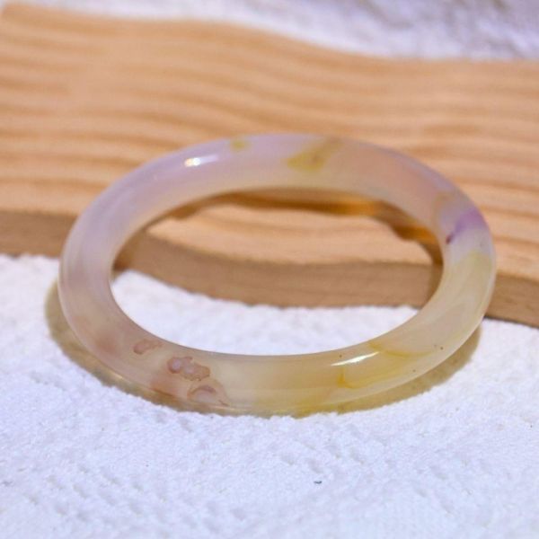 友愛與希望│櫻花瑪瑙手鐲│貴妃鐲(正圈51mm) 水晶手鐲,手鐲,玉手鐲,水晶手鐲如何保養,紫水晶手鐲,粉晶手鐲,櫻花瑪瑙鐲,雕刻鐲,佘太翠,藍磷灰,黑曜石,手鐲款式,手鐲尺寸,手鐲鐲型,天然水晶手鐲,水晶手鐲功效