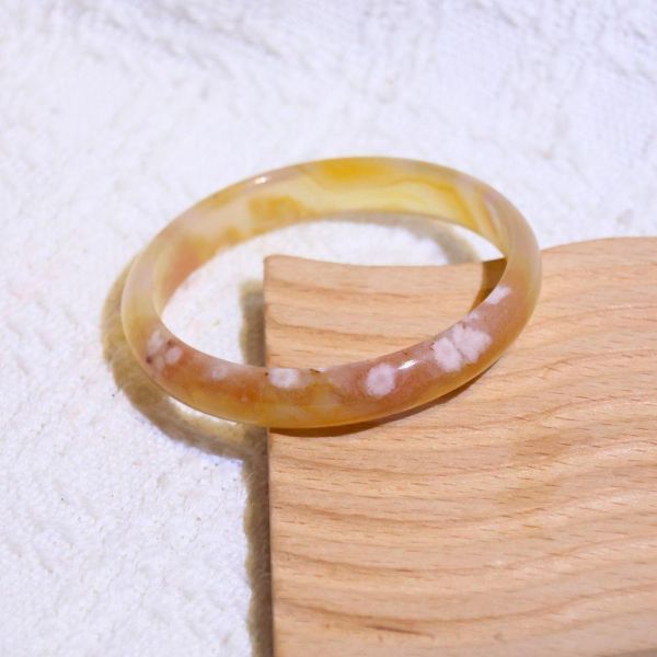 友愛與希望│櫻花瑪瑙手鐲│平安鐲-51.5mm 水晶手鐲,手鐲,玉手鐲,水晶手鐲如何保養,紫水晶手鐲,粉晶手鐲,櫻花瑪瑙鐲,雕刻鐲,佘太翠,藍磷灰,黑曜石,手鐲款式,手鐲尺寸,手鐲鐲型,天然水晶手鐲,水晶手鐲功效