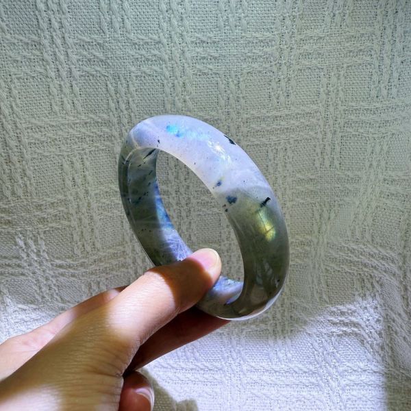 提高覺察│拉長石手鐲│平安鐲-52.4mm 水晶手鐲,開運手鐲,招財手鐲,招財水晶手鐲推薦,粉水晶手鐲,紫水晶手鐲,黃水晶手鐲,黑曜石手鐲,女生適合戴的水晶手鐲,2025年最旺水晶手鐲,水晶手鏈,水晶飾品,水晶手鐲佩戴禁忌