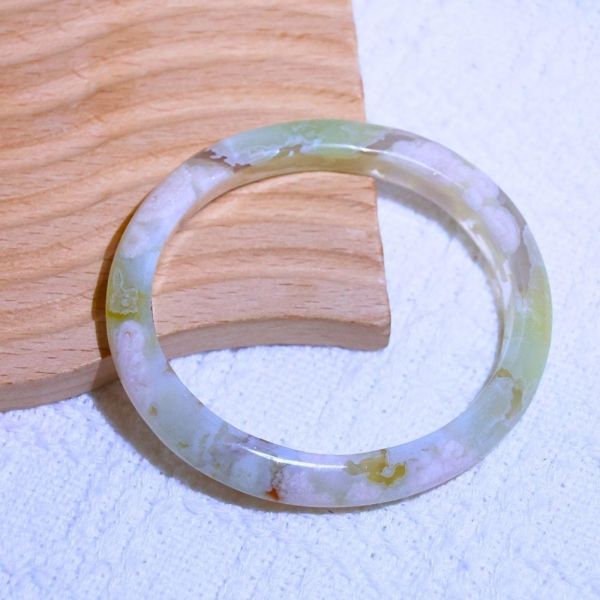 友愛與希望│櫻花瑪瑙手鐲│貴妃鐲(正圈48mm) 水晶手鐲,手鐲,玉手鐲,水晶手鐲如何保養,紫水晶手鐲,粉晶手鐲,櫻花瑪瑙鐲,雕刻鐲,佘太翠,藍磷灰,黑曜石,手鐲款式,手鐲尺寸,手鐲鐲型,天然水晶手鐲,水晶手鐲功效