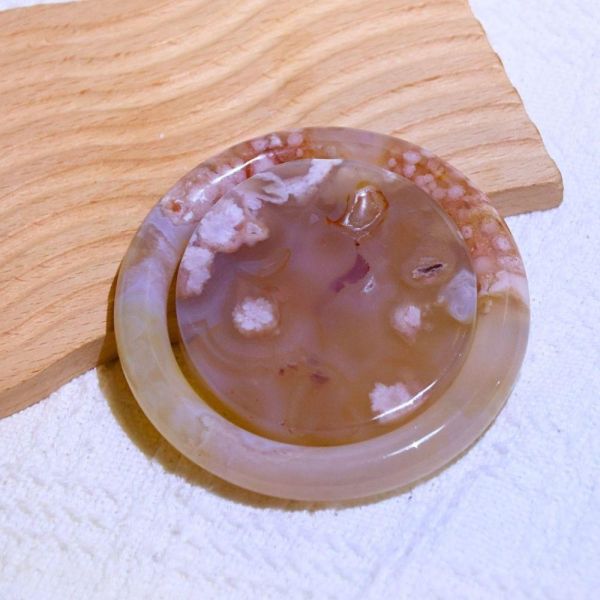 友愛與希望│櫻花瑪瑙手鐲│圓骨套鐲-56.4mm 水晶手鐲,手鐲,玉手鐲,水晶手鐲如何保養,紫水晶手鐲,粉晶手鐲,櫻花瑪瑙鐲,雕刻鐲,佘太翠,藍磷灰,黑曜石,手鐲款式,手鐲尺寸,手鐲鐲型,天然水晶手鐲,水晶手鐲功效
