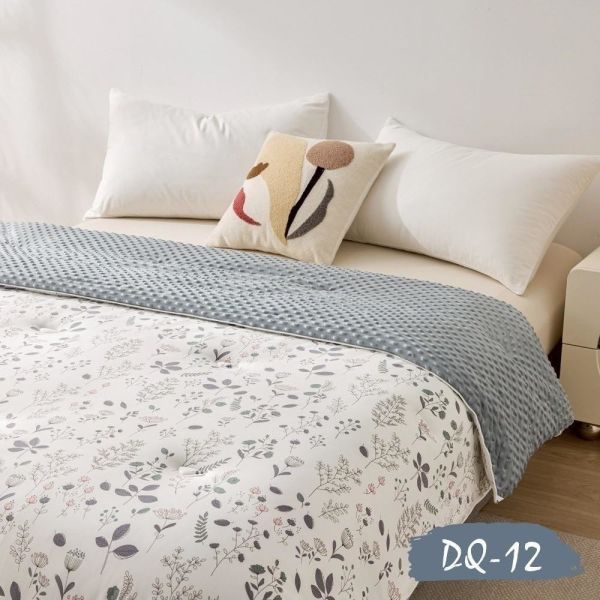 荳荳絨貼身蓄熱安撫毯被 