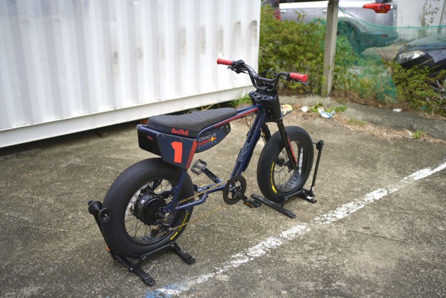 ORACLE RED BULL紅牛限量款RACING Z ADVENTUE REDBULL車隊,SUPER73聯名限量款,SUPER73紅牛冠軍限量車,SUPER73代購,電輔車專賣店,台中電輔車,台中電輔車專賣店,電輔車維修