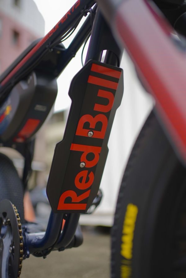 ORACLE RED BULL紅牛限量款RACING Z ADVENTUE REDBULL車隊,SUPER73聯名限量款,SUPER73紅牛冠軍限量車,SUPER73代購,電輔車專賣店,台中電輔車,台中電輔車專賣店,電輔車維修
