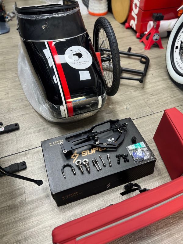 歐洲最屌邊車 
