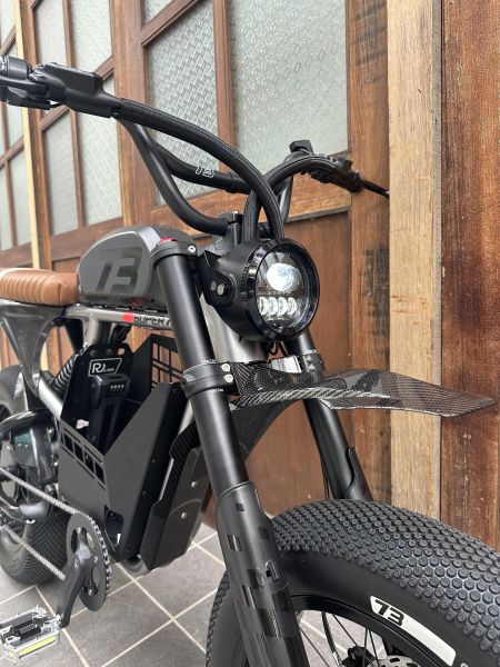 R布魯克林(新款控制器） Super73 Rbrooklyn.super73正版