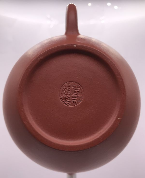 現代(朱泥)平蓋龍蛋(作者:李紅娟)現代(朱泥)平蓋龍蛋(作者:李紅娟) 