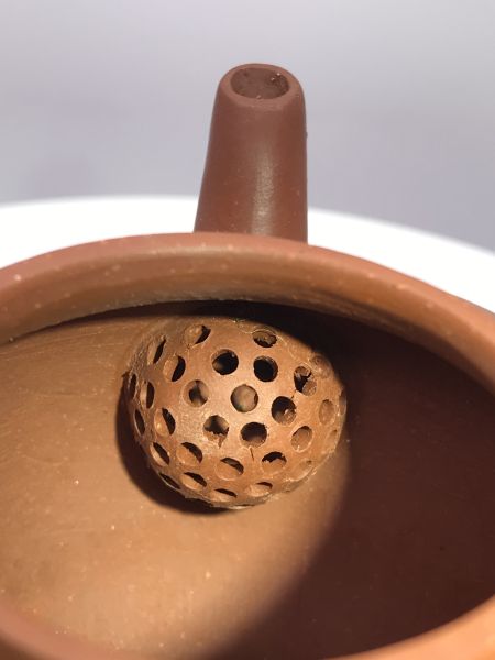 1995年仿古天球壺(朱泥)(作者:怡陶軒) 