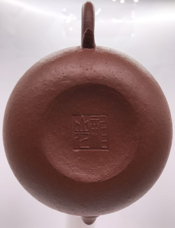 1990年龍形扁燈壺(紅土)(作者:龍山人) 