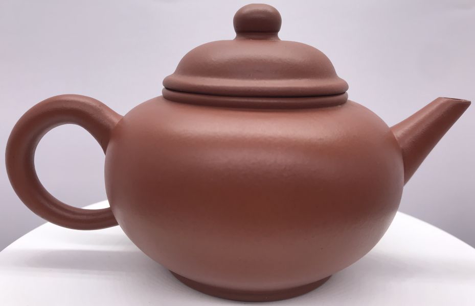 1980年早期12杯標準壺(紅土)(中國宜興) 