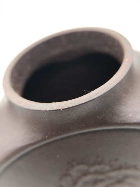 民國初年月中景紫砂茶壺 