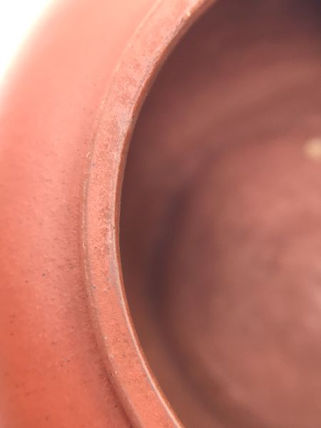 1970年內紫外紅鴿嘴壺(中國宜興) 