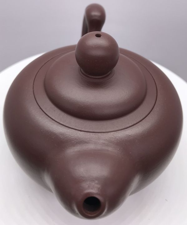 1990年圓滿菩提壺(紫砂)(作者:徐霞) 
