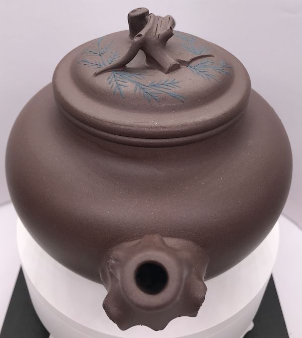 1980年代大松報春(紫砂)(作者:陸奇南) 