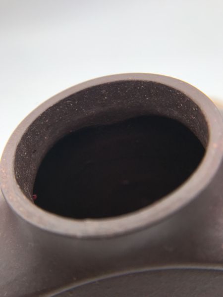 民國初年月中景紫砂茶壺 