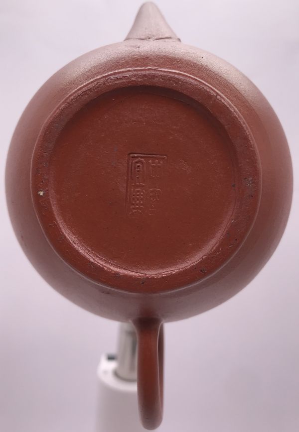 1970年代早期四杯標準壺(內紫外紅) 