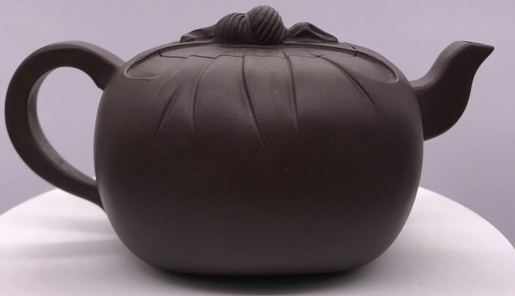 1980年印包壺(作者:鮑利安)(紫砂) 