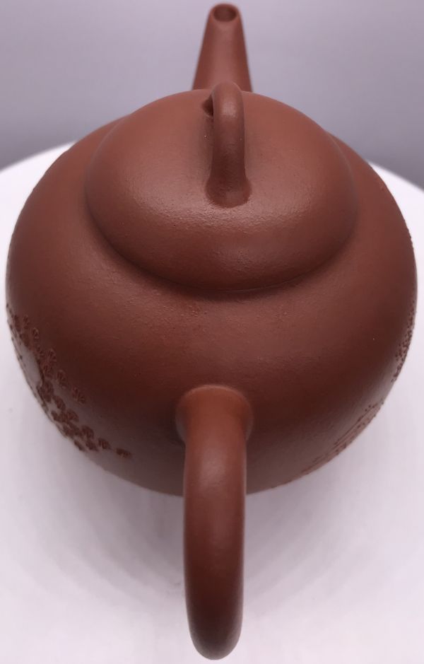 1995年仿古環勾龍蛋壺(朱泥)(作者:怡陶軒) 