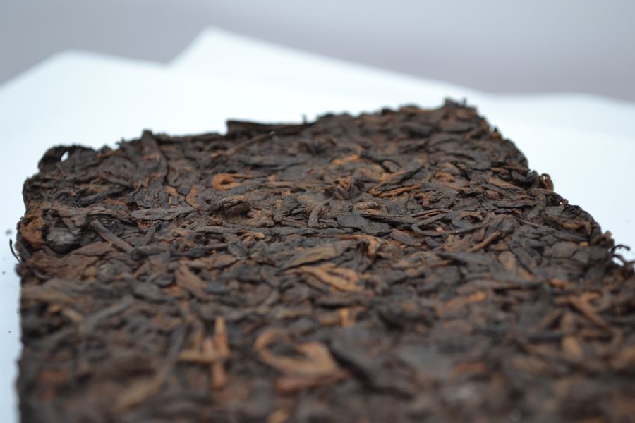 2004白色雲南磚茶250g 